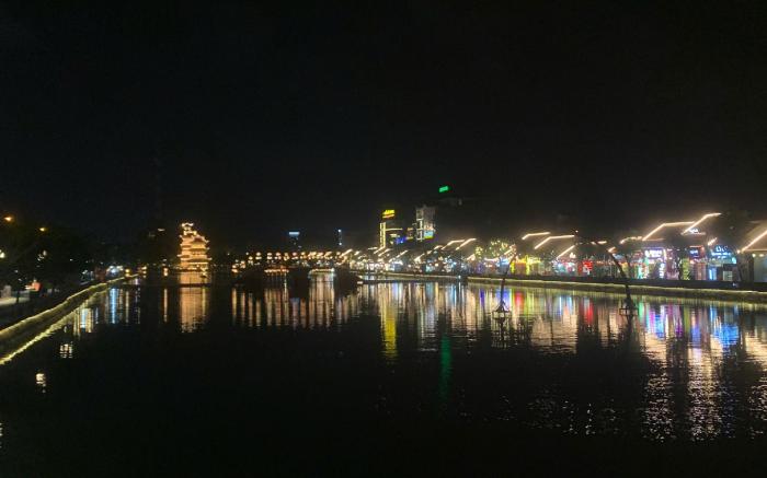 Hoa Lư Old Town House