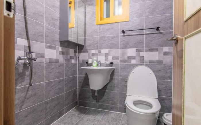 Lalala the Pretty Hyupjae Pension