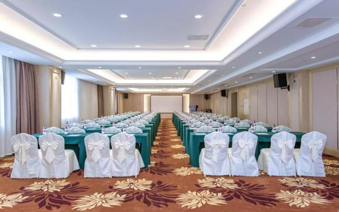 Vienna International Hotel Wuhan Optics Valley Canglong Island