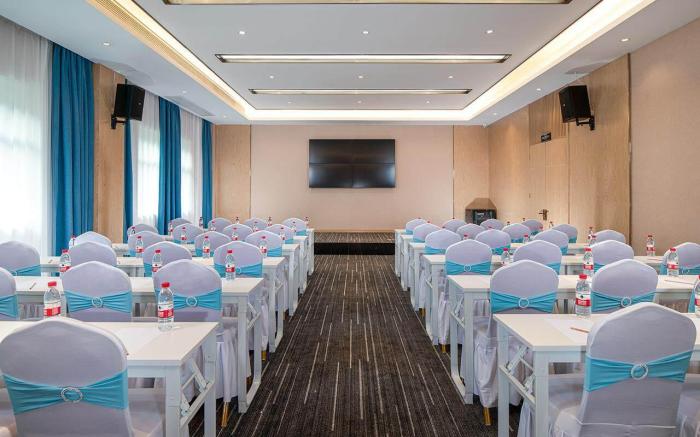 Vienna 3 Best Hotel Huainan Fengtai Sports Center