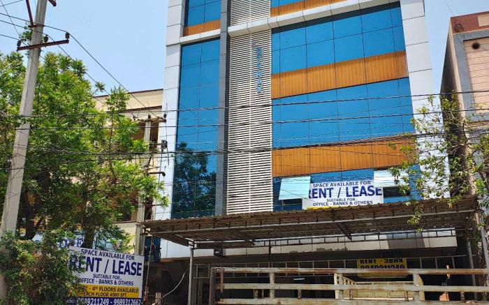 Townhouse Cineplanet Kompally