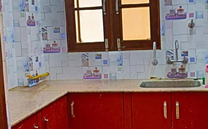 Bed & Breakfast | 1bhk Flat | With Caretaker