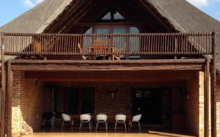 Makhato 84 Bush Lodge