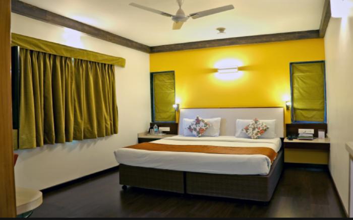 Hotel Vrishali Executive