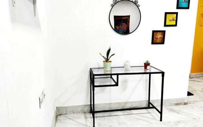 Cozy 2BHK with free parking