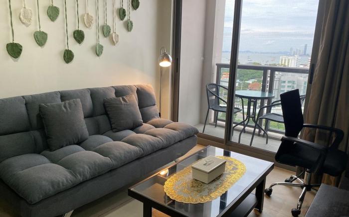 UNIXX Condo, Sea view 11th floor & walking street