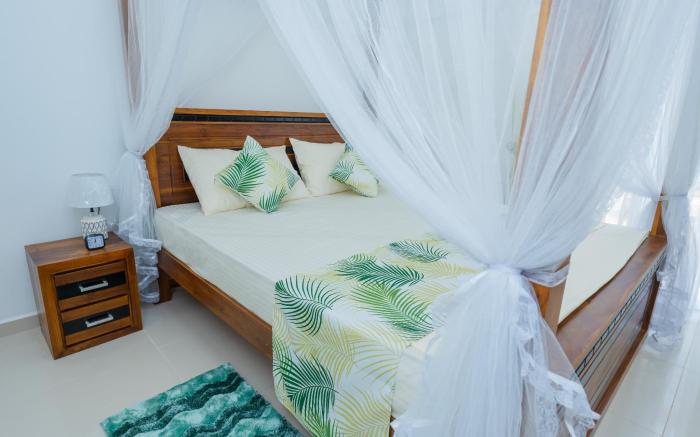 Green Retreat: 2BR Hideout