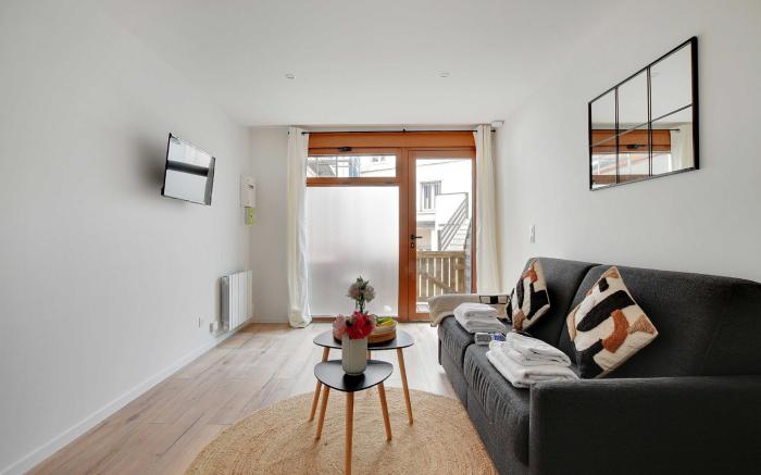 Charming Studio 2P- Next Paris