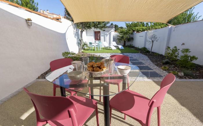 Maison en plein c  ur des Sables d Olonne