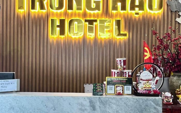 Trung Hậu Hotel