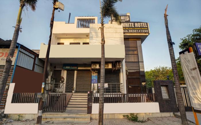 Hotel White at Vasundhara
