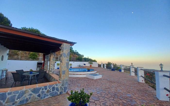 CASA ALBA