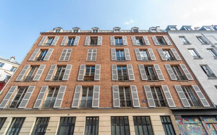 Bright Studio for 2 People - Austerlitz Area