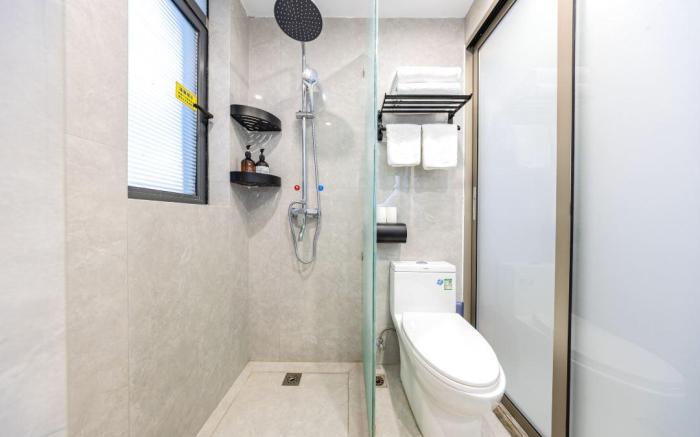 Fuhui Boxi Executive Hotel (Shangmeilin Metro Station, Zhuoyuehui, Shenzhen)