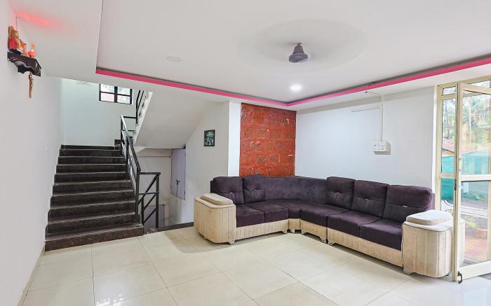 FabHotel Home & Beyond, Parra