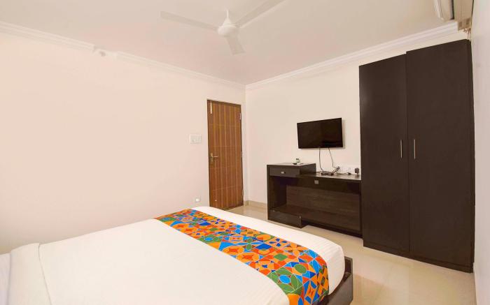 FabHotel Eden Stay- Nr U.S. Consulate General Hyderabad.