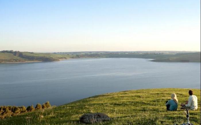 Lakes and Craters Holiday Park