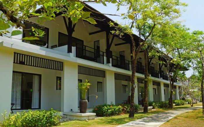 Palm Galleria Resort
