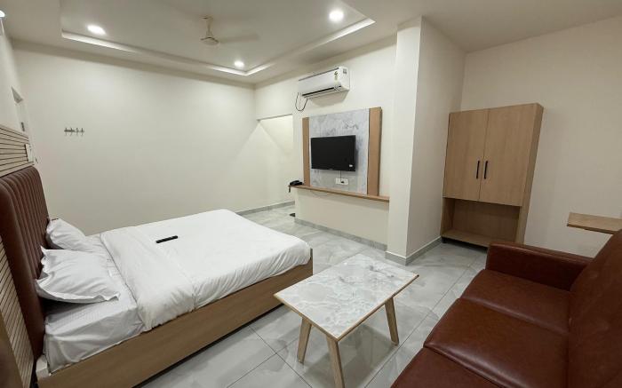 Hotel Vaarahi