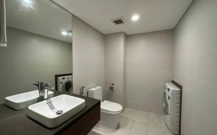 Hi.Home Suites - Penstudio WestLake Hanoi