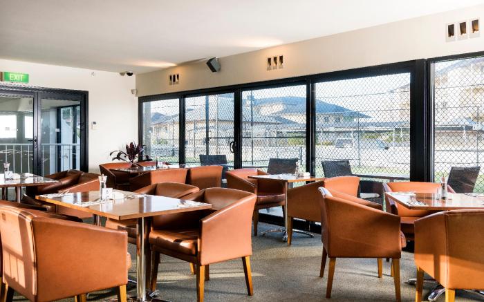 Pier 21 Apartment Hotel
