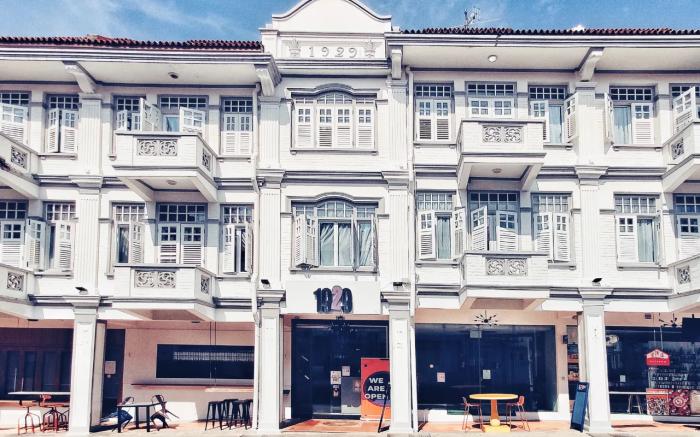 A Hotel Chinatown, Newly Renovated