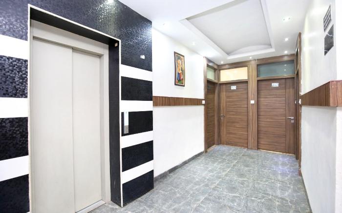 Hotel O Ishita Residency