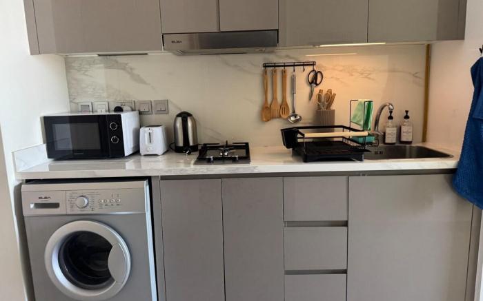 Studio| Free Parking | Pet Friendly| Near Downtown