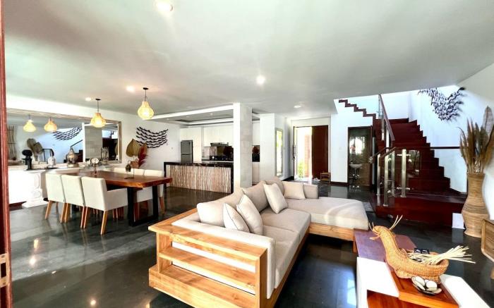 Ombak Luxury Residence (3 Mins Walk to the Beach) 