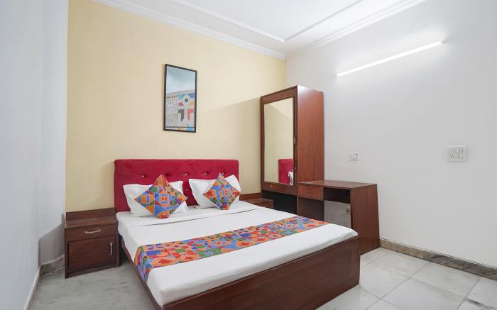 FabHotel Richa Palace