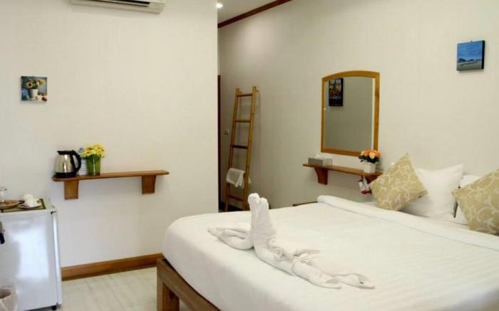 Small Hotel