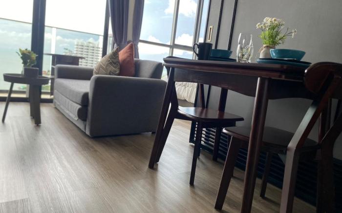 Sea View Luxury -Best In Pattaya