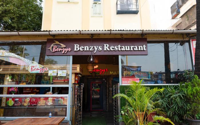 Hotel Benzy Palace , Near Mumbai International Airport