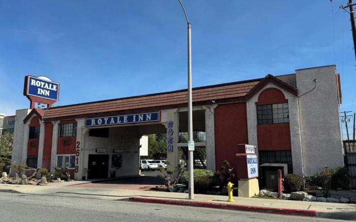 Royale Inn