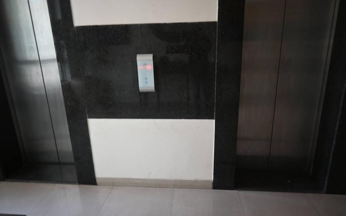Luxurious 1BHK Apartment in Gurgaon with Shared Pool and BBQ Area
