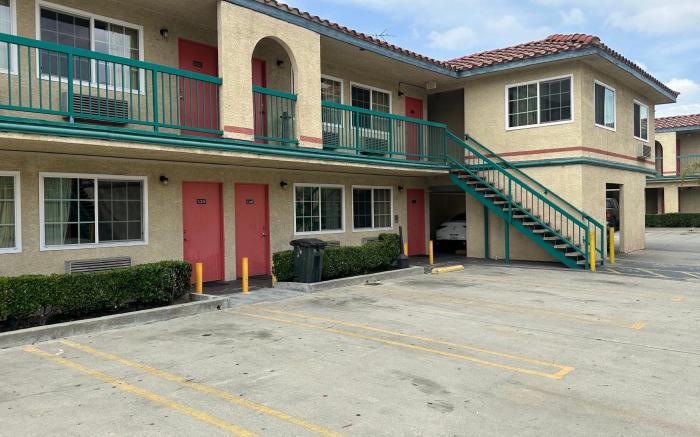 Palm Motel
