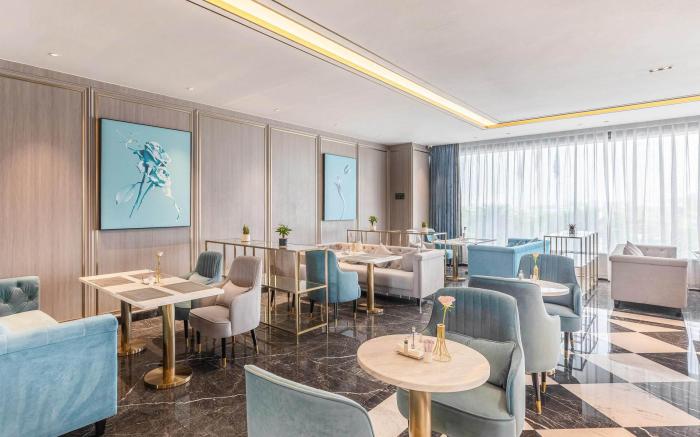 Xana Deluxe Hotel Qingyuan High-speed Railway Station South Bank Park