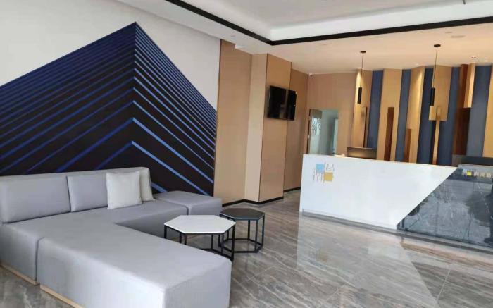 Cheerymay Hotel Wuhan Happy Valley Renhe Road Metro Station