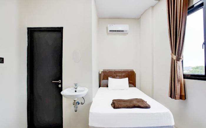 Hotel O Balikpapan near Siloam Hospital formerly Syafla Guest House