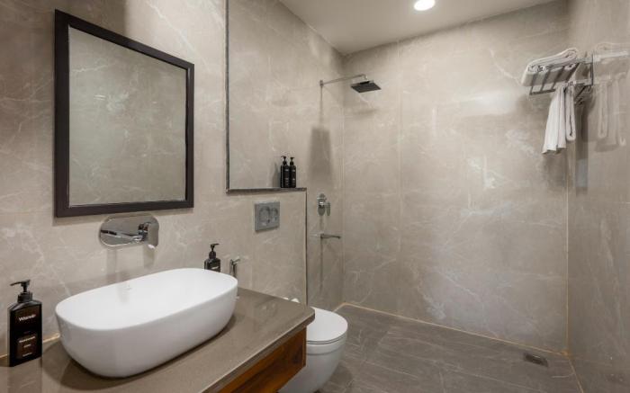 Wandr Hotel Golf Course Rd N/B Cyber City Gurugram