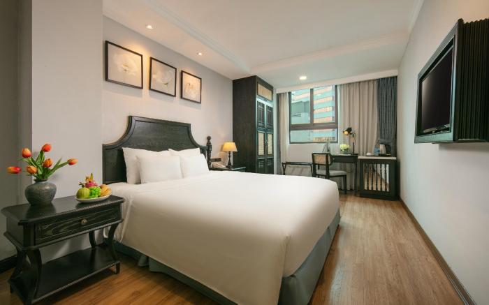 Paradise Grand Hotel