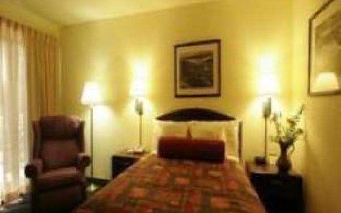 Best Western Plus Sonora Oaks Hotel and Conference Center