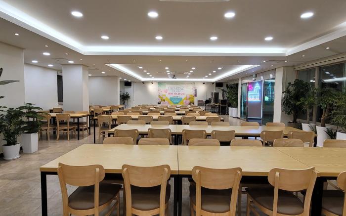 ihostay hotel