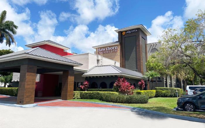 Hawthorn Extended Stay by Wyndham Ft Lauderdale Cypress Crk
