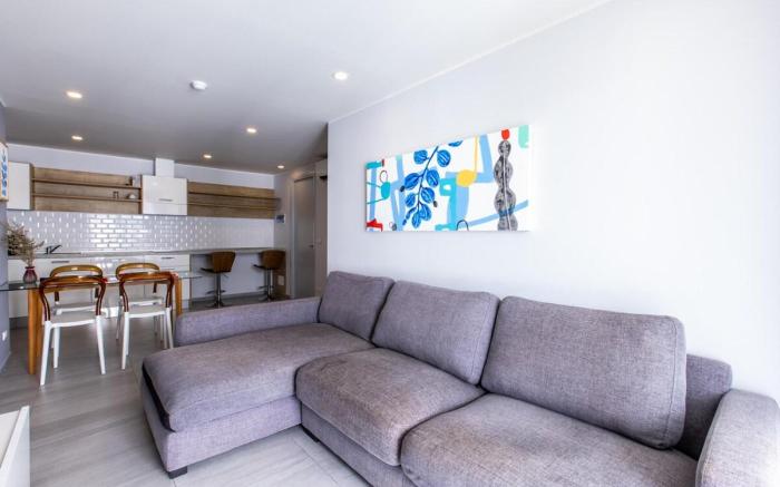 Pool View 1 Bed Apt (T2-720)