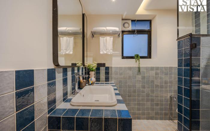 Tarika’s Goldshore by VEO - Part of StayVista