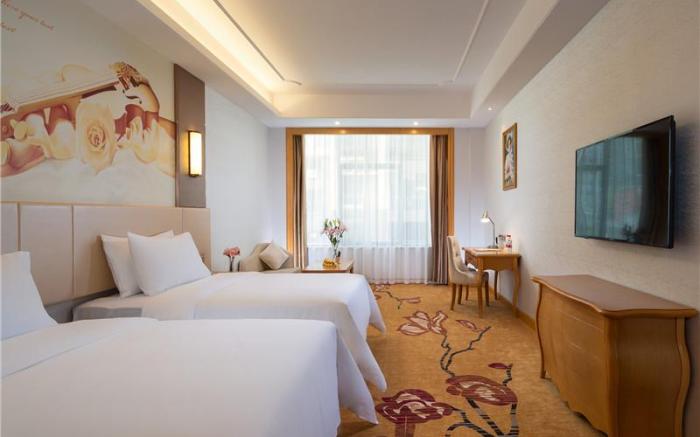 Vienna International Hotel Guangdong Huizhou High-speed Railway North Station Xing’an City