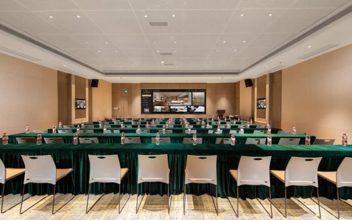 Vienna International Hotel Guangdong Dongguan Zhangmutou Government Plaza