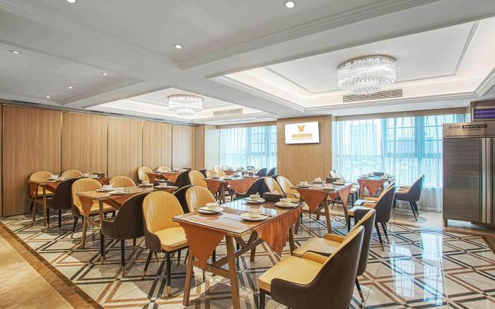 Vienna International Hotel Guiyang Convention and Exhibition Center Financial City Jinzhudong Road