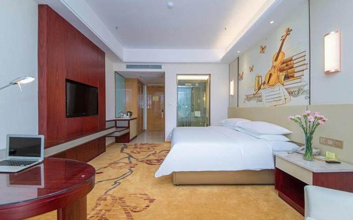Vienna International Hotel Hubei Huanggang Luotian